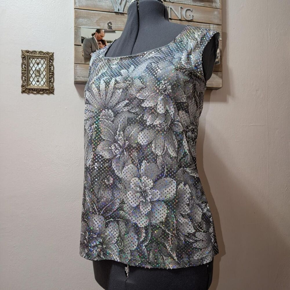 Women's grey floral iridescent tank top